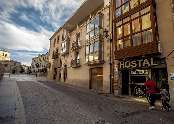 Hostal Caballeros Soria